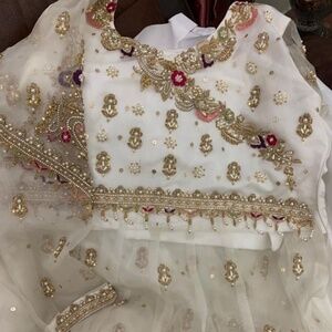 PAKISTANI/INDIAN LONG WEDDING FORMAL DRESS